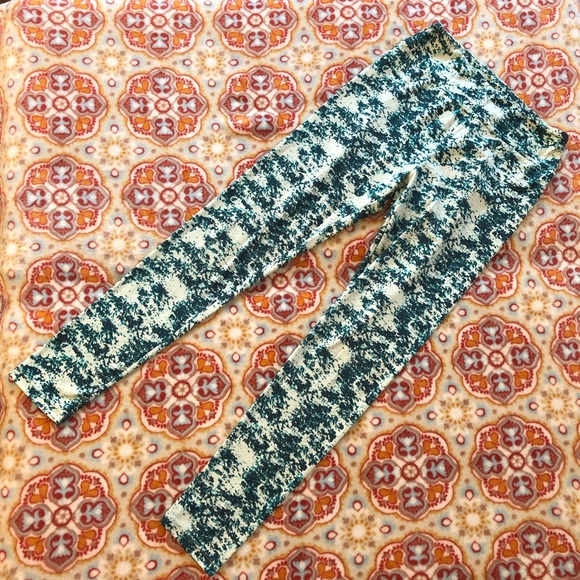 Lularoe Leggings - Picture 1 of 3